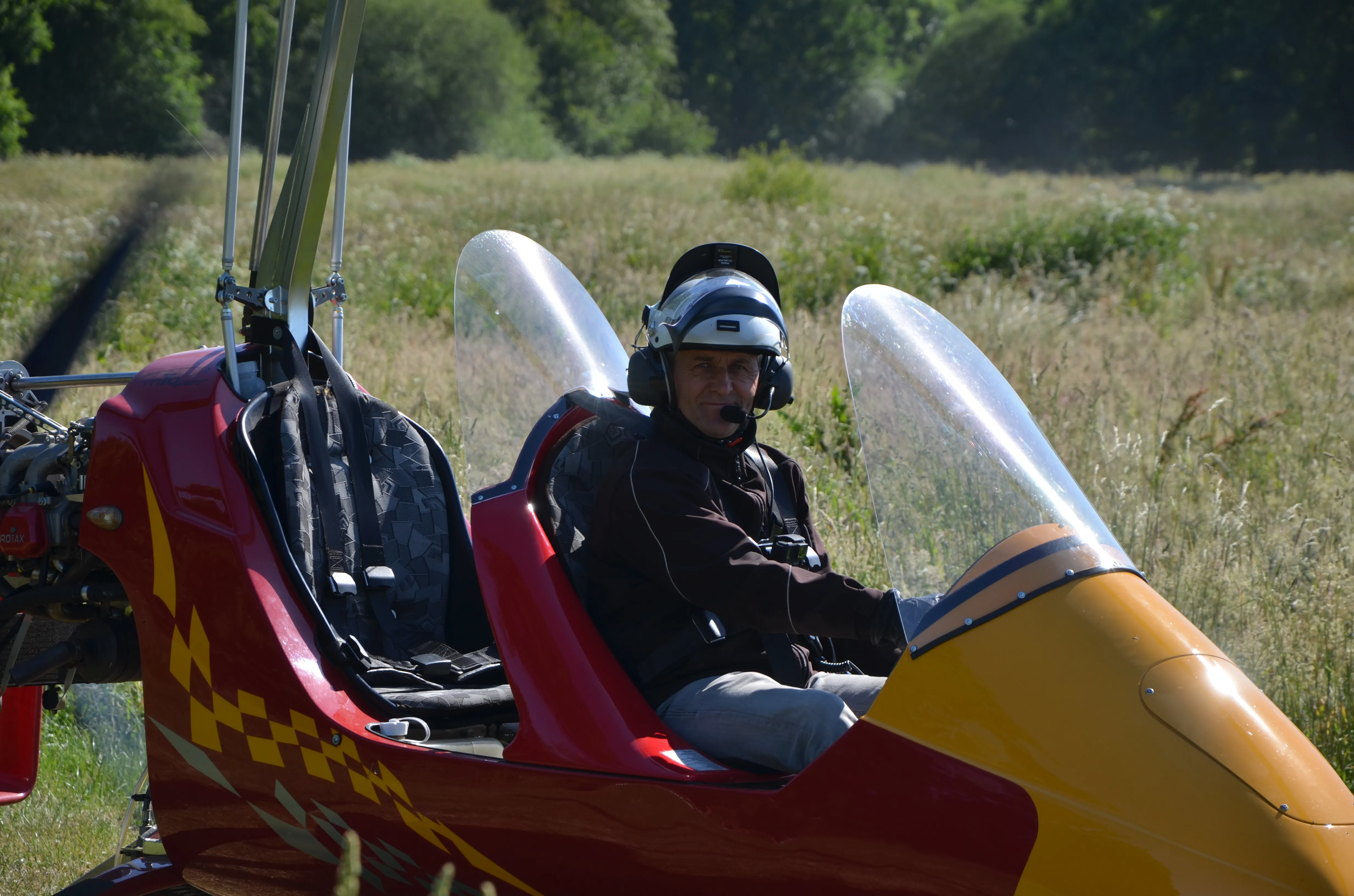 Jean-Michel Corduan, pilote ULM, aux commandes de son autogire